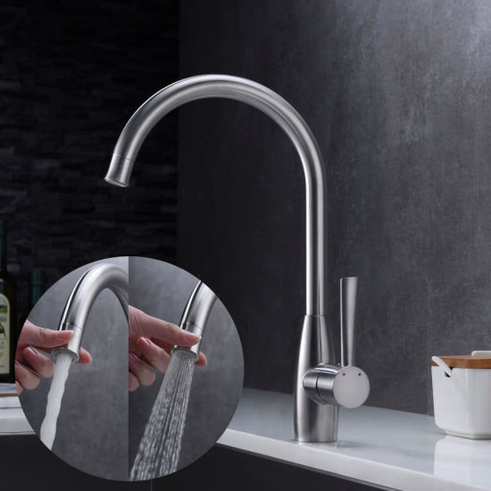 Grifo de cocina de dos funciones con grifería Stream y Jet Modes